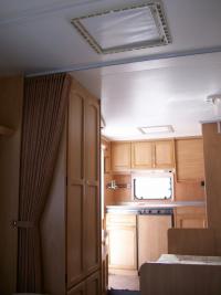 assets/Oferta/JEDNOOSIOWE/BURSTNER-470-TS-VENTANA/1020076.JPG